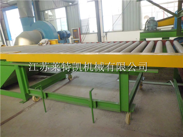 輥道過渡輸送機.jpg